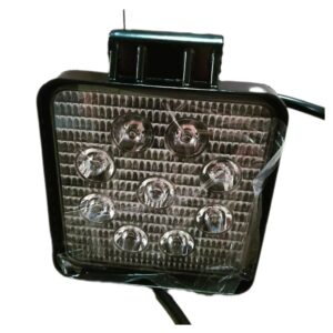 FARO LED CUADRADO UNIVERSAL 12V/24V 9 LEDS 3W