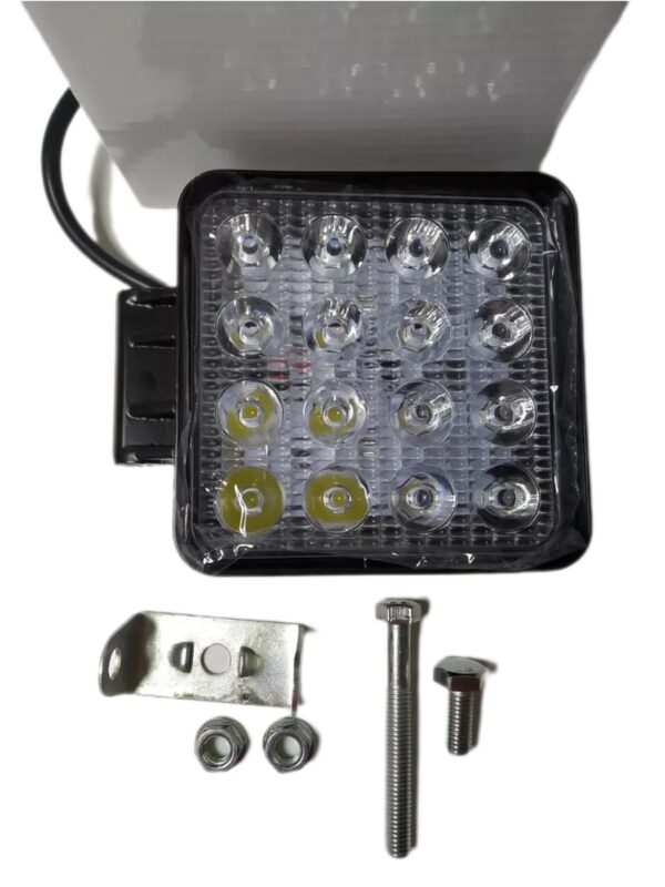 FAROS LED CUADRADOS UNIV. 12V/24V 16L 3W (JGO. X 2) - Image 4