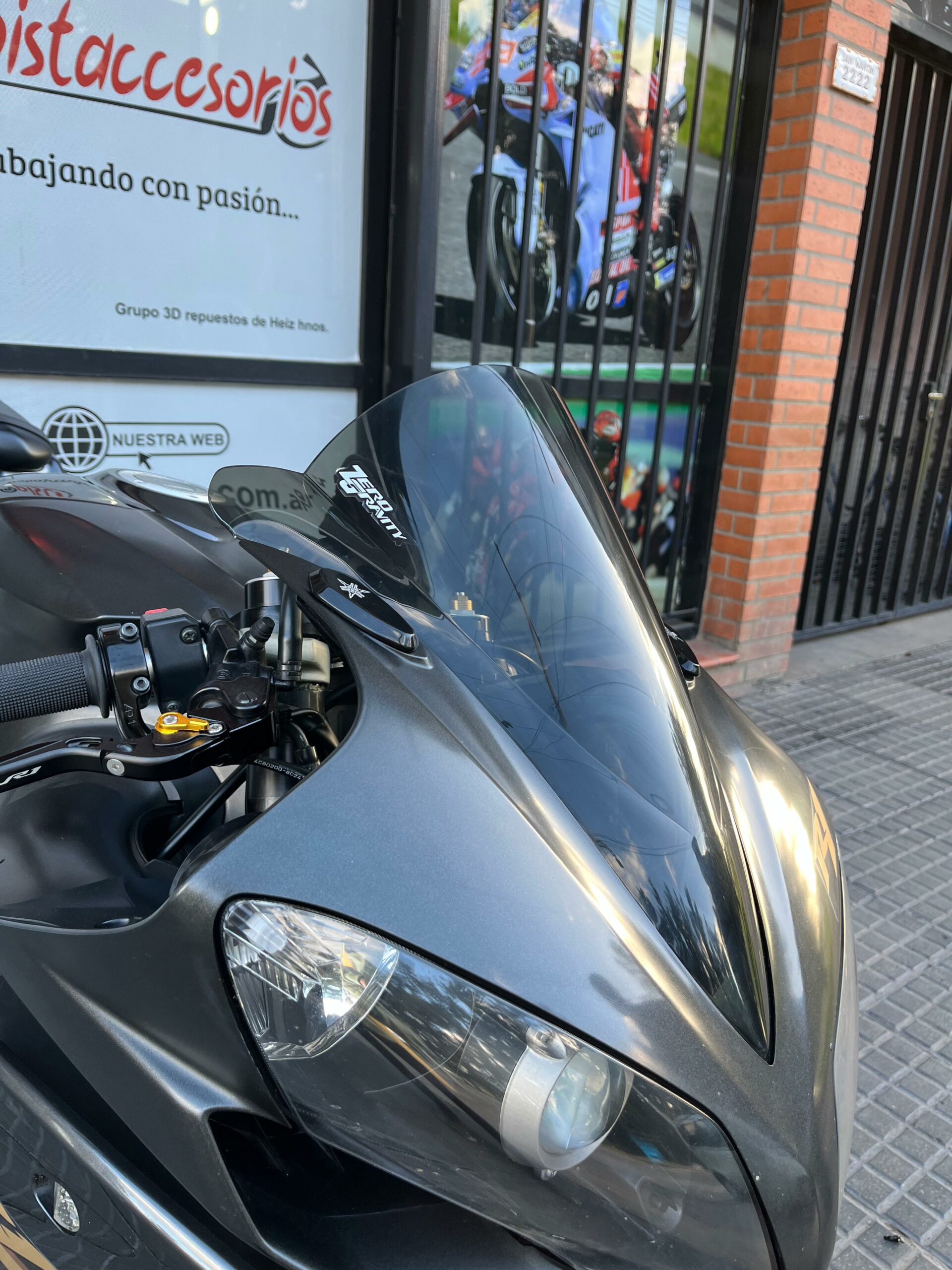 BURBUJA PARAB. ZERO GRAVITY DOBLE B. YAMAHA YZF R1 07-08 - Image 4